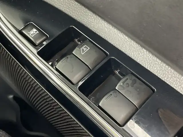 日産 デイズ ルークス HWS X Vセレクション 愛知県 2018(平30)年 3.8万km スパークリングレッドM 禁煙車/純正7インチナビ/（CD/DVD/Bluetooth/フルセグTV/SD)/全方位カメラ/衝突軽減ブレーキ/レーンキープアシスト/オートマチックハイビーム/ETC/ハーフレザーシート/両側パワースライドドア/アイドリングストップ/純正15インチアルミホイール/純正フロアマット/横滑り防止装置/電動格納ミラー/ベンチシート/スマートキー/プッシュスタート