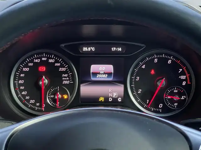 メルセデス・ベンツ Ｂ２５０ 4MATIC スポーツ 山梨県 2016(平28)年 2.6万km マウンテングレー パノラマＳＲ/レーダーセーフティＰ/純正ＨＤＤナビ/フルセグ/Ｂカメラ/前後ＰＤＣ/キーレスゴー/黒半革/前席シートＨ/シートメモリ/キーレスゴー/ＬＥＤヘッドライト/ＥＴＣ２．０/純正１８ＡＷ