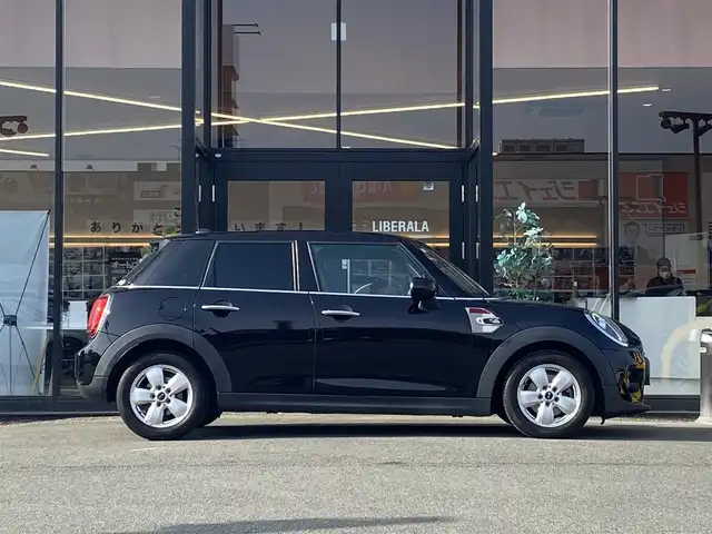 ＭＩＮＩ ミニ ワン ヴィクトリア 福岡県 2020(令2)年 2万km 黒 メモリナビ/プッシュスタート/ETC