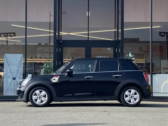ＭＩＮＩ ミニ ワン ヴィクトリア 福岡県 2020(令2)年 2万km 黒 メモリナビ/プッシュスタート/ETC