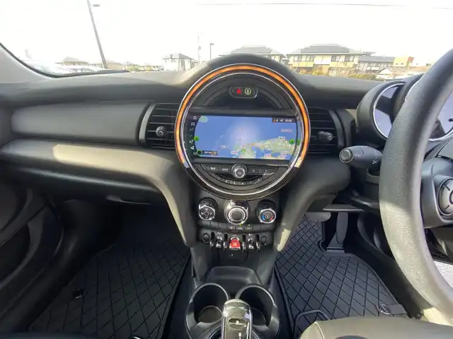 ＭＩＮＩ ミニ ワン ヴィクトリア 福岡県 2020(令2)年 2万km 黒 メモリナビ/プッシュスタート/ETC