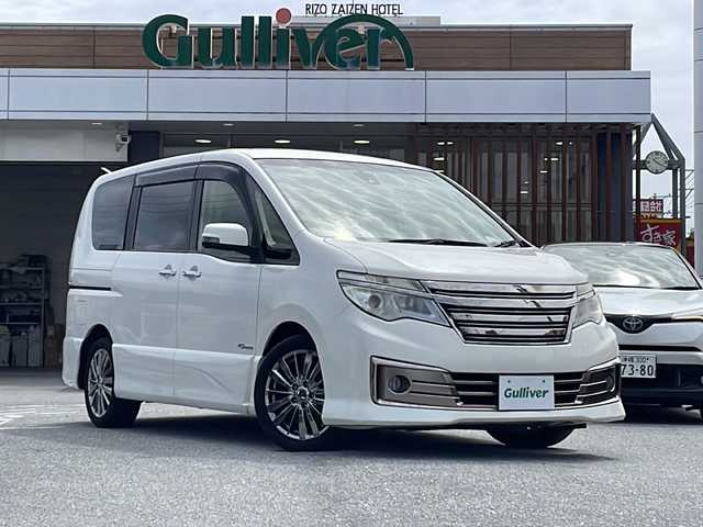 日産 セレナ ライダー パフォ Bライン S HV 沖縄県 2014(平26)年 8.2万km ブリリアントホワイトパール 純正ナビ・Bluetooth・CD・DVD・TV/バックカメラ/ドライブレコーダー/両側パワースライドドア/オートライト/LEDヘッドライト/純正アルミ/クルーズコントロール/スマートキー/ダブルエアコン/ウィンカードアミラー