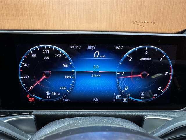 メルセデス・ベンツ ＧＬＢ２００ｄ AMGライン 千葉県 2020(令2)年 5.5万km デジタルホワイト ACC　/半革シート　/ナビ　/TV　/360°/Bluetooth接続　/電動シート　/シートヒーター　/電動リアゲート　/マルチビームLEDヘッドライト　/オートハイビーム　/アンビエントライト　/衝突軽減B　/BSM　/LKA　/ドラレコ　/ETC
