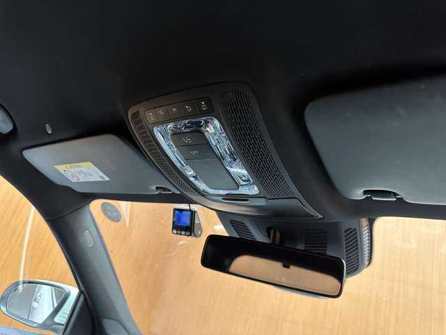 メルセデス・ベンツ ＧＬＢ２００ｄ AMGライン 千葉県 2020(令2)年 5.5万km デジタルホワイト ACC　/半革シート　/ナビ　/TV　/360°/Bluetooth接続　/電動シート　/シートヒーター　/電動リアゲート　/マルチビームLEDヘッドライト　/オートハイビーム　/アンビエントライト　/衝突軽減B　/BSM　/LKA　/ドラレコ　/ETC