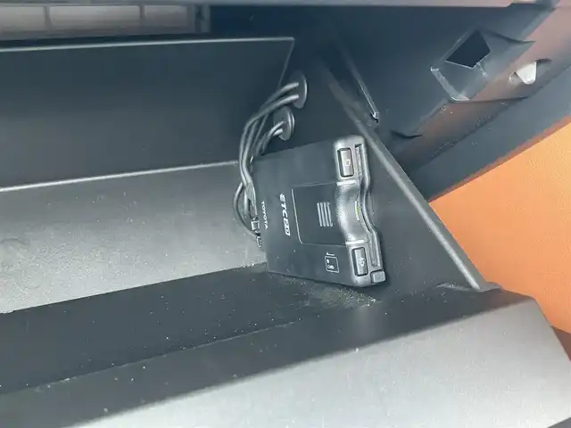 トヨタ ８６ GT リミテッド 道南・函館 2019(平31)年 4.6万km クリスタルホワイトパール ワンオーナー/6MT/モデリスタエアロ/HKSマフラー/BLITZ車高調/WORK18インチアルミホイール/純正SDナビ【NSZT-W68T】/・CD/DVD/MSV/Bluetooth/フルセグ/バックカメラ/ハーフレザーシート/シートヒーター/クルーズコントロール/スマートキー/純正ドライブレコーダー【DRT-C68A】/ETC2.0/純正LEDヘッドライト/ドアバイザー/サイド＆カーテンエアバッグ/新車保証書＆取扱説明書