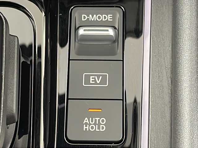 日産 オーラ オーテック 岐阜県 2024(令6)年 0.1千km 黒 360°セーフティアシスト/・エマージェンシーブレーキ/・インテリジェントFCW/・踏み間違い防止機能/・レーンキープ/・リアクロストラフィックアラート/・アダプティブLEDヘッドライト/・標識認識機能/純正9インチディスプレイオーディオ/アラウンドビューモニター/オーテックレザーシート/パワーシート/インテリジェントルームミラー/クリアランスソナー/革巻きステアリング/ステアリングスイッチ/オーテック17インチAW