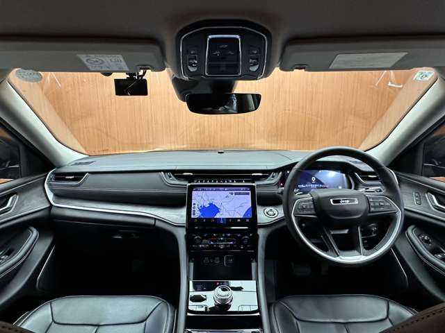 クライスラー・ジープ ジープ グランドチェロキー LTD 千葉県 2023(令5)年 2万km 黒 純正ナビ　/フルセグTV　/Bluetooth　/AppleCarPlay　/全方位カメラ　/ETC　/黒革シート　/シートヒーター　　/アダプティブクルーズコントロール　/BSM　/HUD　/LKA　/ALPINE製スピーカー　/ドライブレコーダー　/純正AW