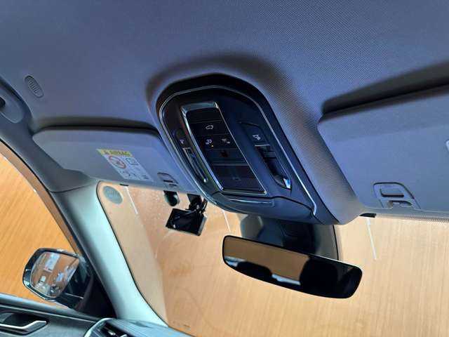 クライスラー・ジープ ジープ グランドチェロキー LTD 千葉県 2023(令5)年 2万km 黒 純正ナビ　/フルセグTV　/Bluetooth　/AppleCarPlay　/全方位カメラ　/ETC　/黒革シート　/シートヒーター　　/アダプティブクルーズコントロール　/BSM　/HUD　/LKA　/ALPINE製スピーカー　/ドライブレコーダー　/純正AW