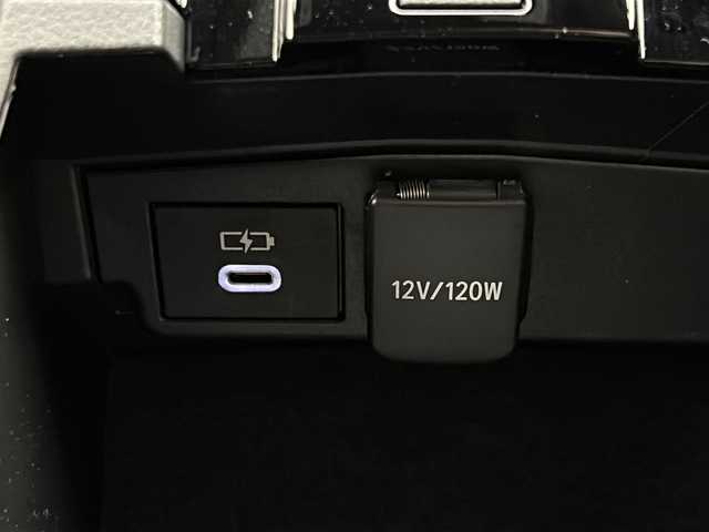 トヨタ カローラツーリング ダブルバイビー 宮城県 2023(令5)年 3万km マッシブグレー 純正ナビ/(FM/AM/USB/Miracast/フルセグTV/Bluetooth)/バックカメラ/ETC/インテリジェントセーフティー/SOSスイッチ/レーダークルーズコントロール/ハーフレザー/シートヒーター/ステアリングヒーター/プッシュスタート/スマートキー/スペアキー/オートライト/オートマチックハイビーム/LEDヘッドライト/ヘッドライトレベライザー/純正フロアマット/純正17インチアルミホイール