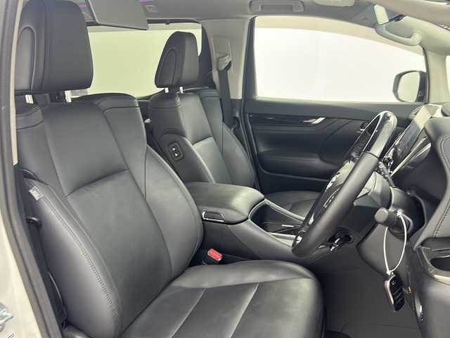 トヨタ アルファード S Cパッケージ 大阪府 2022(令4)年 4.4万km ホワイトパールクリスタルシャイン モデリスタエアロ【フロント・サイド・リア】/サンルーフ/JBLサウンドシステム【ディスクプレイヤー付き】/純正10.5インチメーカーナビ/【AM/FM/CD/DVD/Bluetooth/フルセグTV】/アラウンドビューモニター/純正13.3インチフリップダウンモニター/前後ドライブレコーダー【AG422-DRC】/ビルトインETC2.0/デジタルインナーミラー/両側電動パワースライドドア/パワーバックドア/電動パーキングブレーキ/ステアリングヒーター/D/N席・2列目シート/パワーシート/D/N席シートヒーター・エアシート/トヨタセーフティセンス/・プリクラッシュセーフティ/・レーントレーシングアシスト/・アダプティブハイビームシステム/・オートマチックハイビーム/・ロードサインアシスト/・レーダークルーズコントロール/・先行車発進告知機能/クリアランスソナー/パーキングサポートブレーキ/ブラインドスポットモニター/リアクロストラフィックアラート/インテリジェントパーキングアシスト/nanoe/社外フロアマット【SUPERIOR】/社外18インチアルミホイール【NOVARIS】