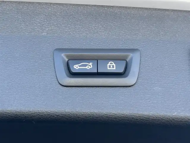 ＢＭＷ Ｘ１ xDrive 18d xライン 茨城県 2020(令2)年 2.4万km アルピンホワイトⅢ 後期型 /ワンオ- ナ-/コンフォ-トパッケージ /インテリジェントSFT /LDW /純正ナビ /12セグ /BT/USB /Bカメラ /PDC /半革 /M付パワーシート /パワーテールゲート /LEDヘッドライト /前後ドラレコ /純正18インチAW /ルーフレール /ETC2.0 /禁煙車