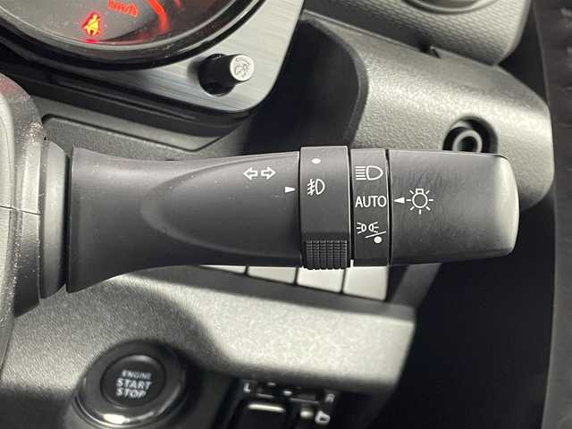スズキ ジムニー XC 埼玉県 2023(令5)年 1.6万km ブルーイッシュブラックパール3 ４WD/純正８インチナビ/バックカメラ/BT、CD、SD、フルセグTV、SD、USB/ETC/スマートキー/プッシュスタート/前後ドライブレコーダー/クルーズコントロール/シートヒーター/保証書、取説/純正16インチアルミホイール/スズキセーフティーサポート
