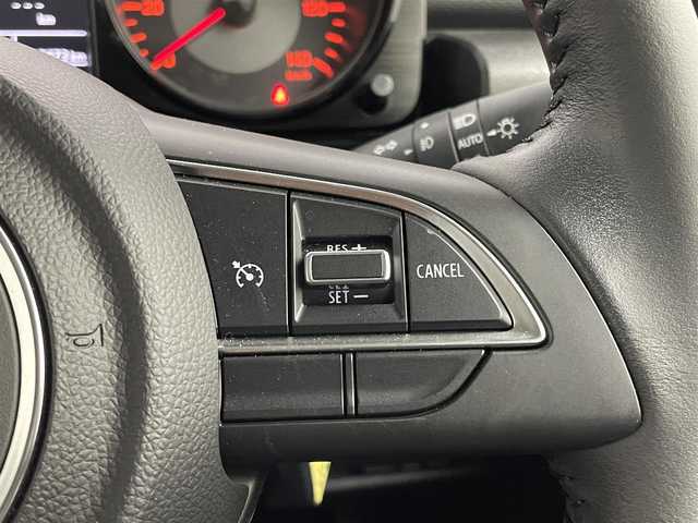 スズキ ジムニー XC 埼玉県 2023(令5)年 1.6万km ブルーイッシュブラックパール3 ４WD/純正８インチナビ/バックカメラ/BT、CD、SD、フルセグTV、SD、USB/ETC/スマートキー/プッシュスタート/前後ドライブレコーダー/クルーズコントロール/シートヒーター/保証書、取説/純正16インチアルミホイール/スズキセーフティーサポート