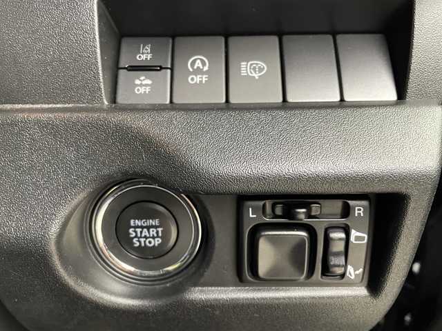 スズキ ジムニー XC 埼玉県 2023(令5)年 1.6万km ブルーイッシュブラックパール3 ４WD/純正８インチナビ/バックカメラ/BT、CD、SD、フルセグTV、SD、USB/ETC/スマートキー/プッシュスタート/前後ドライブレコーダー/クルーズコントロール/シートヒーター/保証書、取説/純正16インチアルミホイール/スズキセーフティーサポート
