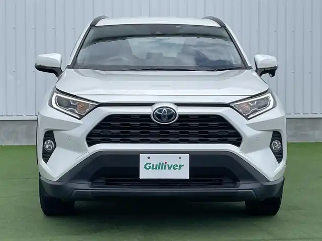 トヨタ ＲＡＶ４ ハイブリッドX 香川県 2020(令2)年 6.8万km ホワイトパールクリスタルシャイン 社外SDナビ/フルセグTV/バックカメラ/ETC/ドラレコ/追従クルコン/レーンキープ/LEDヘッドライト/オートハイビーム/フォグランプ/ATRRAアルミホイール/衝突軽減/カーテンエアバッグ/USBポート