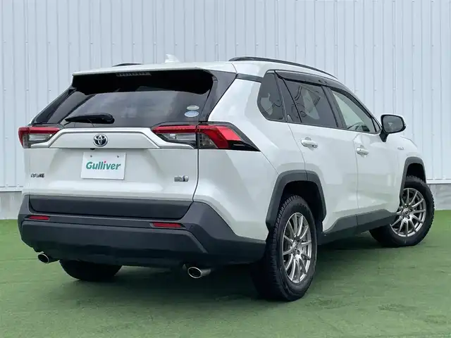 トヨタ ＲＡＶ４ ハイブリッドX 香川県 2020(令2)年 6.8万km ホワイトパールクリスタルシャイン 社外SDナビ/フルセグTV/バックカメラ/ETC/ドラレコ/追従クルコン/レーンキープ/LEDヘッドライト/オートハイビーム/フォグランプ/ATRRAアルミホイール/衝突軽減/カーテンエアバッグ/USBポート