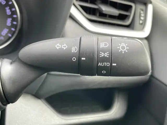トヨタ ＲＡＶ４ ハイブリッドX 香川県 2020(令2)年 6.8万km ホワイトパールクリスタルシャイン 社外SDナビ/フルセグTV/バックカメラ/ETC/ドラレコ/追従クルコン/レーンキープ/LEDヘッドライト/オートハイビーム/フォグランプ/ATRRAアルミホイール/衝突軽減/カーテンエアバッグ/USBポート