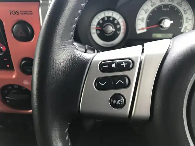 トヨタ ＦＪクルーザー カラーパッケージ 富山県 2014(平26)年 5.9万km オレンジ/ホワイト 4WD/社外ナビ/フルセグTV/Bluetooth/ドライブレコーダー/デジタルインナーミラー/コーナーセンサー/クルーズコントロール/革巻きステアリング/ステアリングスイッチ/背面タイヤ/ルーフレール/ETC