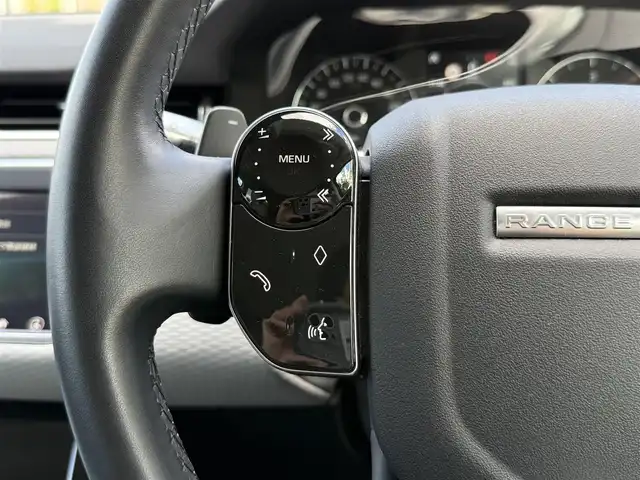 ランドローバー レンジローバーイヴォーク S 静岡県 2020(令2)年 4.7万km シルバー レザーシート/電動リアゲート/BSM/純正ナビ/(BT/CarPlay/USB)/360°カメラ/ACC/LKA/パーキングアシスト/パワーシート/シートヒーター/スマートキー/ETC2.0/ドライブレコーダー/純正フロアマット/純正18インチアルミホイール/スペアキー