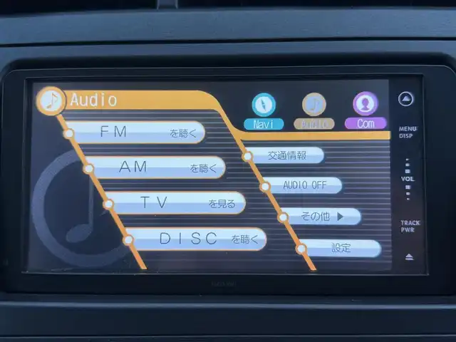 トヨタ プリウス S 沖縄県 2011(平23)年 4.6万km ホワイトパールクリスタルシャイン (株)IDOMが運営する【じしゃロンコザ店】の自社ローン専用車両になりますこちらは現金またはオートローンご利用時の価格です。自社ローンご希望の方は別途その旨お申付け下さい/純正ナビ　/ＴＶ　/バックカメラ　/ＥＴＣ　/スマートキー　/プッシュスタート　/コーナーセンサー　/オートライト　/純正フロアマット　/パワーステアリング　/パワーウィンドウ