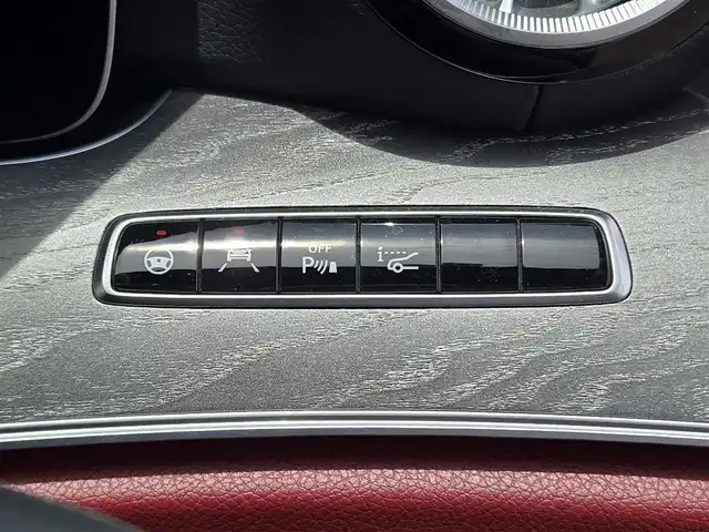 メルセデス・ベンツ ＣＬＳ４５０ 4マチック スポーツ 鹿児島県 2018(平30)年 4.9万km グレー ムーンルーフ　/アダプティブクルーズコントロール　/ビルトインＥＴＣ　/全席シートヒーター　/Ｄ＋Ｎ席エアシート／パワーシート　/ヘッドアップディスプレイ　/ドライビングダイナミックシート/ヘッドアップディスプレイ/レーダーセーフティパッケージ/マルチビームLEDヘッドライト/Burmesterサラウンドシステム/ナッパーレザーシート/シートベンチレーター/前後コーナーセンサー/アクティブパーキングアシスト/電動リアゲート/横滑り防止装置/レーンキープアシスト/エアバッグ(W＋サイド)
