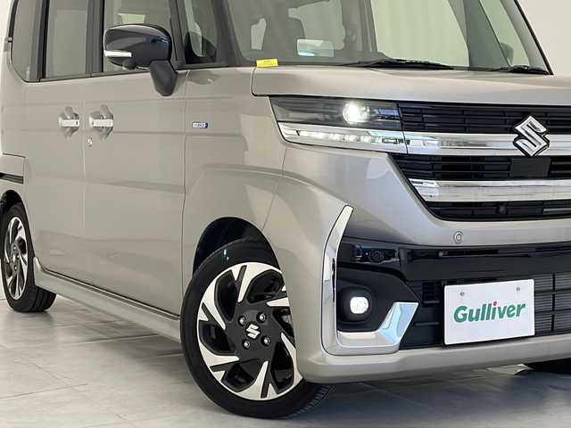 スズキ スペーシア カスタム HYBRID XS 沖縄県 2023(令5)年 0.3万km スチールシルバーメタリック/ブルーイッシュブラックパール 純正９型ナビ　/(フルセグＴＶ　ＤＶＤ再生　ＢＴ接続)/アラウンドビューモニター　/両側パワスラ　/前後クリアランスソナー　/ステアリングヒーター　/前席シートヒーター　/ハーフレザーシート　/オートブレーキホールド