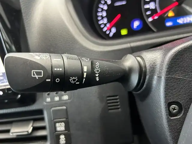 トヨタ ヴォクシー ZS 煌Ⅲ 鹿児島県 2021(令3)年 4.3万km ブラック ワンオーナー/ALPINE9インチナビ/（フルセグテレビ/Bluetooth/DVD）/バックカメラ/ALPINEフリップダウンモニター/トヨタセーフティーセンス/・クルーズコントロール/・オートマチックハイビーム/・プリクラッシュセーフティ・/ビルトインETC/両側パワースライド/ハーフレザーシート/前後ドライブレコーダー/クリアランスソナー/アイドリングストップ/LEDヘッドライト