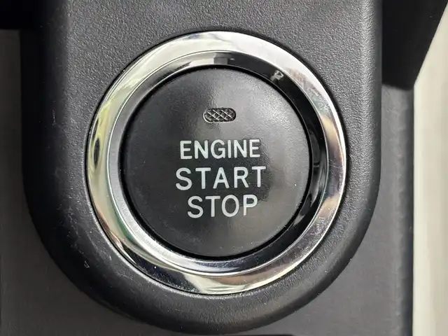 トヨタ ルーミー カスタムG 福岡県 2019(令1)年 5.9万km パールホワイトⅢ ワンオーナー　/純正９型ナビ／フルセグＴＶ　/クルーズコントロール　/コーナーセンサー　/衝突軽減ブレーキ　/アイドリングストップ　/両側電動スライドドア　/シートヒーター　/純正１４インチＡＷ　/ＬＥＤヘッドライト