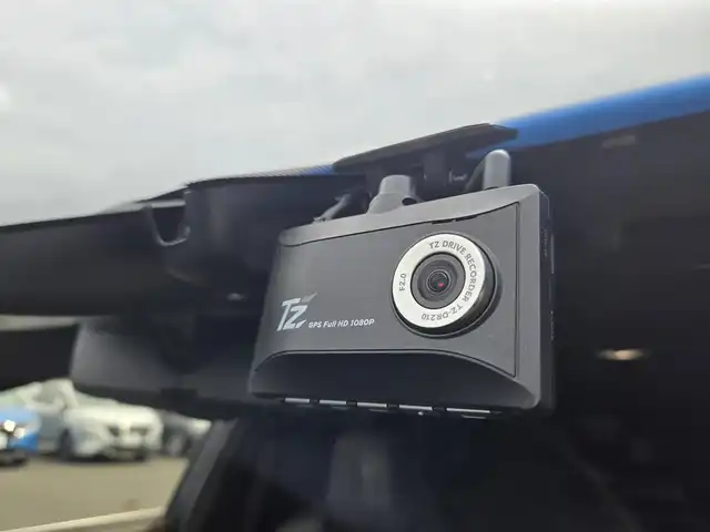 トヨタ ハリアー ハイブリッド G 鹿児島県 2020(令2)年 7.6万km ダークブルーマイカ デジタルインナーミラー　/アダプティブクルーズコントロール　/ビルトインＥＴＣ　/前後ドライブレコーダー　/トヨタセーフティセンス　/Ｄ席パワーシート　/電動リアゲート　/ＭＴモード付きＡＴ　/純正ディスプレイオーディオ/Bluetoothオーディオ/前後コーナーセンサー/プッシュスタート/スマートキー/横滑り防止装置/レーンキープアシスト/エアバッグ(W＋サイド)/LEDヘッドライト