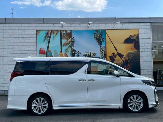 トヨタ アルファード 宮崎県 2019(令1)年 6.6万km ホワイトパールクリスタルシャイン モデリスタフルエアロ　/純正10.5インチナビ　/純正12インチフリップダウンモニター　/AC100Vコンセント　/両側パワースライドドア　/ドラレコ　/プリクラッシュセーフティ　/オートハイビーム　/レーンキープ　/バックカメラ　/パーキングセンサー　/Bluetooth　/DVD　/CD　/フルセグ