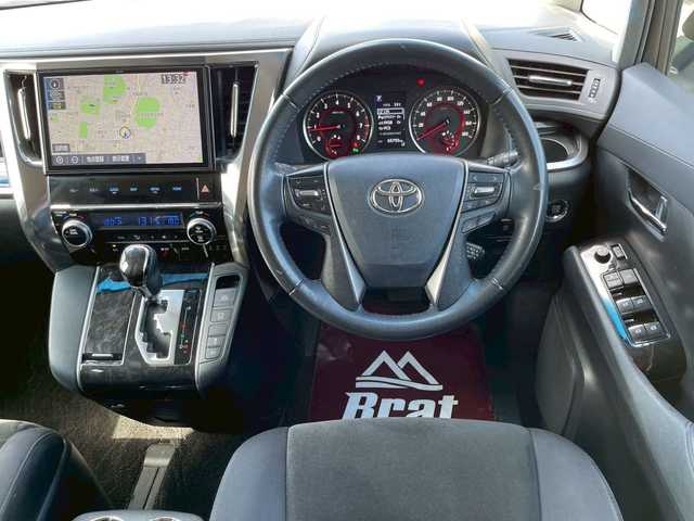 トヨタ アルファード 宮崎県 2019(令1)年 6.6万km ホワイトパールクリスタルシャイン モデリスタフルエアロ　/純正10.5インチナビ　/純正12インチフリップダウンモニター　/AC100Vコンセント　/両側パワースライドドア　/ドラレコ　/プリクラッシュセーフティ　/オートハイビーム　/レーンキープ　/バックカメラ　/パーキングセンサー　/Bluetooth　/DVD　/CD　/フルセグ