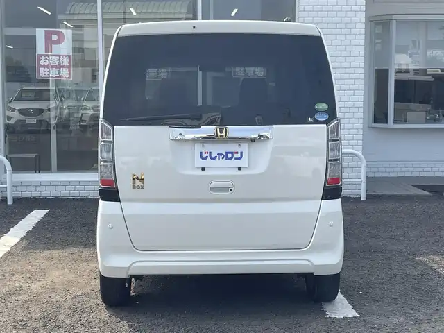 ホンダ Ｎ ＢＯＸ G ターボ SSパッケージ 徳島県 2013(平25)年 9.8万km プレミアムホワイトパール ターボ車/純正ナビゲーション　/（ワンセグTV/CD/SD/BT)/バックカメラ　/両側パワースライドドア　/ＥＴＣ　/トラクションコントロール/社外ドライブレコーダー/ＨＩＤオートヘッドライト　/クルーズコントロール　/アイドリングストップ　/リヤコーナーセンサー　/メッキドアハンドル/ウィンカーミラー/プッシュスタート/スマートキー/革巻きステアリング/ステアリングリモコン/純正フロアマット　/サイドバイザー/１２０V１８０Wパワーアウトレット