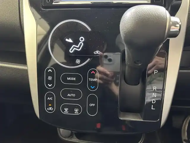 日産 デイズ ハイウェイスターX 愛媛県 2016(平28)年 5.1万km スパークリングレッドM 純正ナビ/Bluetooth/アラウンドビューモニター/エマージェンシーブレーキ/横滑り防止装置/フルセグテレビ/バックカメラ/アイドリングストップ/スマートキー/純正フロアマット/ベンチシート/純正AW/オートマチックハイビーム/ドアバイザー/プッシュスタート/ウィンカーミラー