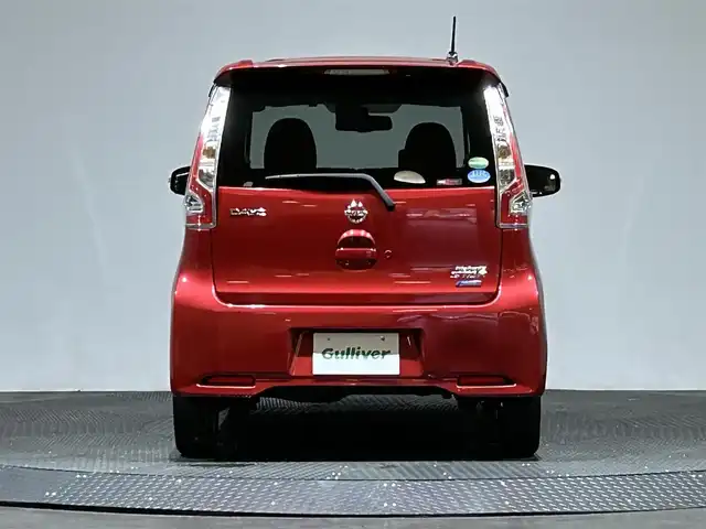 日産 デイズ ハイウェイスターX 愛媛県 2016(平28)年 5.1万km スパークリングレッドM 純正ナビ/Bluetooth/アラウンドビューモニター/エマージェンシーブレーキ/横滑り防止装置/フルセグテレビ/バックカメラ/アイドリングストップ/スマートキー/純正フロアマット/ベンチシート/純正AW/オートマチックハイビーム/ドアバイザー/プッシュスタート/ウィンカーミラー