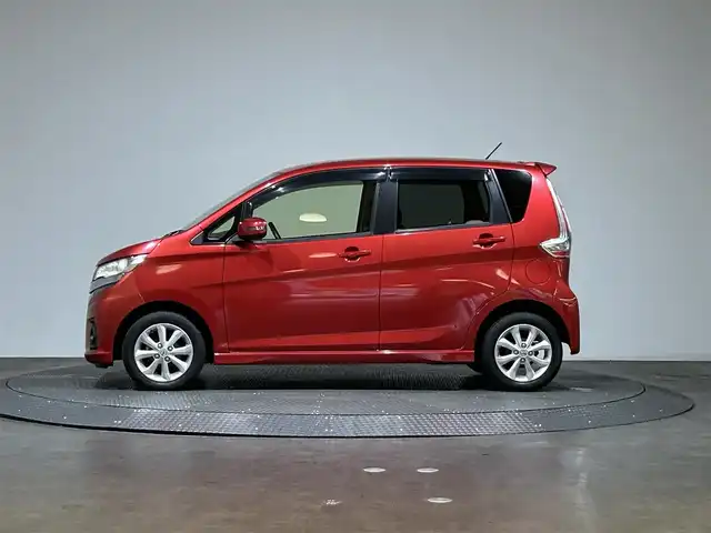 日産 デイズ ハイウェイスターX 愛媛県 2016(平28)年 5.1万km スパークリングレッドM 純正ナビ/Bluetooth/アラウンドビューモニター/エマージェンシーブレーキ/横滑り防止装置/フルセグテレビ/バックカメラ/アイドリングストップ/スマートキー/純正フロアマット/ベンチシート/純正AW/オートマチックハイビーム/ドアバイザー/プッシュスタート/ウィンカーミラー