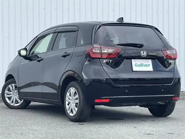 ホンダ フィット e:HEVホーム 福岡県 2021(令3)年 2.5万km クリスタルブラックパール ホンダセンシング/純正９インチナビ（ＶＸＵ－２１５ＦＴｉ）/フルセグTV/CD/DVD/BT/SD/バックカメラ/パーキングセンサー/ＡＣＣ/ドライブレコーダー/ＬＥＤオートライト/オートハイビーム/ビルトインＥＴＣ/スマートキー/プッシュスタート/電動パーキング/ブレーキホールド