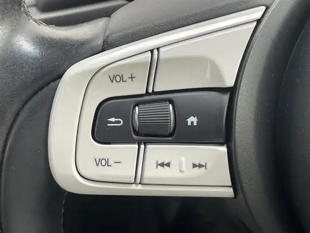 ホンダ フィット e:HEVホーム 福岡県 2021(令3)年 2.5万km クリスタルブラックパール ホンダセンシング/純正９インチナビ（ＶＸＵ－２１５ＦＴｉ）/フルセグTV/CD/DVD/BT/SD/バックカメラ/パーキングセンサー/ＡＣＣ/ドライブレコーダー/ＬＥＤオートライト/オートハイビーム/ビルトインＥＴＣ/スマートキー/プッシュスタート/電動パーキング/ブレーキホールド
