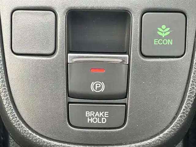 ホンダ フィット e:HEVホーム 福岡県 2021(令3)年 2.5万km クリスタルブラックパール ホンダセンシング/純正９インチナビ（ＶＸＵ－２１５ＦＴｉ）/フルセグTV/CD/DVD/BT/SD/バックカメラ/パーキングセンサー/ＡＣＣ/ドライブレコーダー/ＬＥＤオートライト/オートハイビーム/ビルトインＥＴＣ/スマートキー/プッシュスタート/電動パーキング/ブレーキホールド
