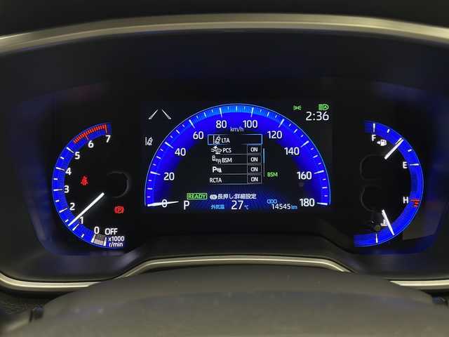トヨタ カローラ クロス ハイブリッド Z 宮崎県 2022(令4)年 1.5万km スパークリングブラックパールクリスタルシャイン 禁煙車/トヨタセーフティセンス/純正8型ディスプレイオーディオナビTV/（T-CONNECT/Bluetooth/USB/FMAM/フルセグTV)/純正バックカメラ/純正ビルトインETC/純正LEDオートライト/純正LEDフォグ/純正18インチアルミ/純正フロアマット/社外ドライブレコーダー/アダプティブクルーズコントロール/レーンディパーチャーアラート/オートマチックハイビーム/ブラインドスポットモニター/クリアランスソナー/電子パーキング/オートホールド/パワーバックドア/運転席パワーシート/前席シートヒーター/ハーフレザーシート/ウインカードアミラー/デュアルオートエアコン/本革巻ハンドル/スマートキー/プッシュエンジンスタート/新車時保証書/取扱い説明書