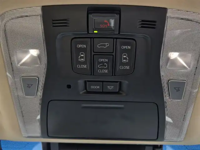 トヨタ アルファードハイブリット エグゼクティブ ラウンジ S 鹿児島県 2020(令2)年 4.9万km グラファイトM ムーンルーフ　/ＪＢＬサウンドシステム　/ＴＲＤフルエアロ　/モデリスタアルミホイール（２０インチ）　/アダプティブクルーズコントロール　/後席フリップダウンモニター　/ビルトインＥＴＣ２．０　/全席シートヒーター/エアシート/純正メモリーナビ(DVD再生可能)/純正ドライブレコーダー/両側パワースライドドア/電動リアゲート/横滑り防止装置/盗難防止装置/レーンキープアシスト/エアバッグ(W＋サイド)/プッシュスタート/スマートキー/アラウンドビューモニター/MTモード付きAT/デジタルインナーミラー