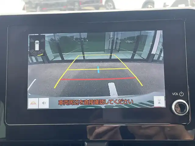 トヨタ ヴォクシー S－Z 和歌山県 2023(令5)年 4.5万km ホワイトパールクリスタルシャイン 純正8インチナビ/バックカメラ/BT/USB/衝突軽減ブレーキ/ブラインドスポットモニター/レーンキープアシスト/前後コーナーセンサー/オートライト/ドラレコ/ビルトインETC2.0/シートヒーター/両側パワスラ/オートホールド/LEＤヘッドライト/ハーフレザーシート