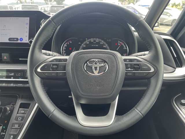 トヨタ ヴォクシー S－Z 和歌山県 2023(令5)年 4.5万km ホワイトパールクリスタルシャイン 純正8インチナビ/バックカメラ/BT/USB/衝突軽減ブレーキ/ブラインドスポットモニター/レーンキープアシスト/前後コーナーセンサー/オートライト/ドラレコ/ビルトインETC2.0/シートヒーター/両側パワスラ/オートホールド/LEＤヘッドライト/ハーフレザーシート