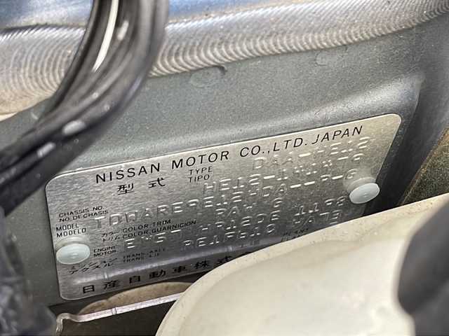 日産 ノート e－パワー X 千葉県 2018(平30)年 5.2万km シャイニングブルー 純正メモリナビ/　フルセグTV/CD/DVD/Bluetooth/USB/アラウンドビューモニター/エマージェンシーブレーキ/デジタルインナーミラー/車線逸脱警報/前後コーナーセンサー/踏み間違い防止/純正リアスポイラー/スマートキー /ETC/前方ドラレコ/ステアリングスイッチ/オートライト/純正フロアマット/レザー調シートカバー/禁煙車