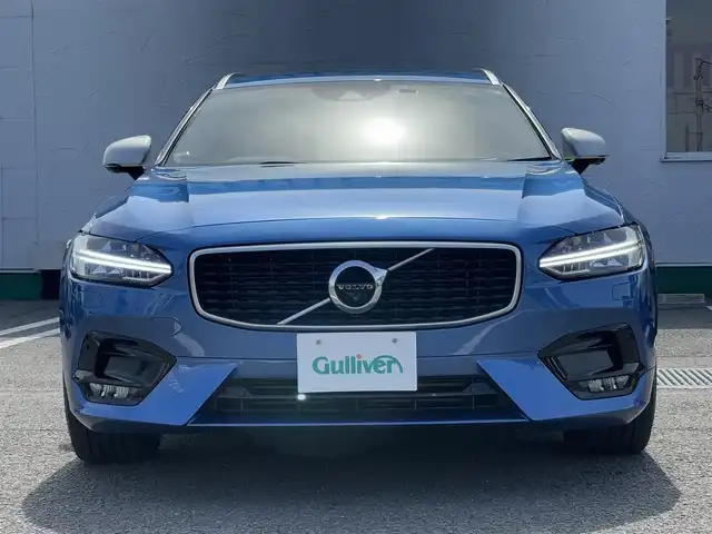 ボルボ Ｖ９０ T6 AWD Rデザイン 徳島県 2017(平29)年 5.4万km 青 純正メーカーナビ/Bluetooth接続/フルセグTV/全方位カメラ/レザーシート/衝突被害軽減システム/前席パワーシート/前席シートヒーター/スマートキー/LEDヘッドライト/オートマチックハイビーム/純正フロアマット/純正アルミホイール/MTモード付AT