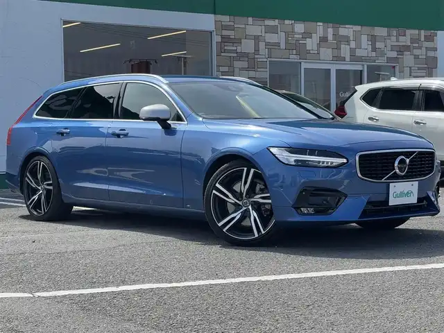 ボルボ Ｖ９０ T6 AWD Rデザイン 徳島県 2017(平29)年 5.4万km 青 純正メーカーナビ/Bluetooth接続/フルセグTV/全方位カメラ/レザーシート/衝突被害軽減システム/前席パワーシート/前席シートヒーター/スマートキー/LEDヘッドライト/オートマチックハイビーム/純正フロアマット/純正アルミホイール/MTモード付AT