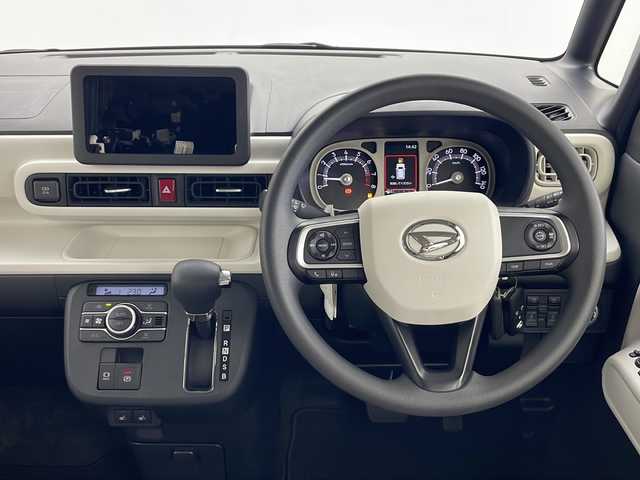 ダイハツ ムーヴ キャンバス ストライプス G ターボ 秋田県 2024(令6)年 0.2万km シャイニングホワイトパール/スムーズグレーマイカメタリック ４ＷＤ/両側パワースライドドア/衝突被害軽減システム/横滑り防止装置/レーンキープアシスト/後ろコーナーセンサー/前席シートヒーター/レーダークルーズコントロール/アイドリングストップ/クリアランスソナー/純正フロアマット/ＬＥＤライト/フォグランプ/オートライト/スペアキー/電動格納ミラー/自動パーキングブレーキ/オートホールド/オートエアコン/USBポート/ステアリングリモコン装着車両/バックカメラ装着車両