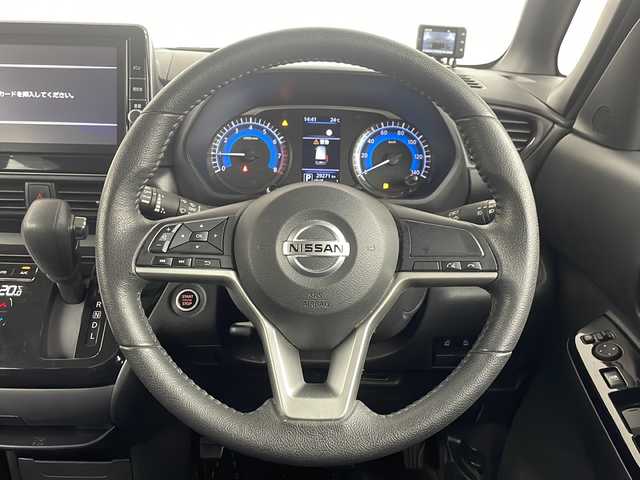 日産 ルークス ハイウェイスター Gターボ 埼玉県 2022(令4)年 3万km スパークリングレッドM 純正9インチナビ　/アラウンドビューモニター　/エマージェンシーブレーキ　/両側パワースライドドア　/フルセグＴＶ　/前後ドライブレコーダー　/ビルトインＥＴＣ　/前後コーナーセンサー　/オートＬＥＤライト　/ＥＴＣ