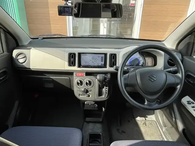 スズキ アルト S 宮崎県 2019(令1)年 3.2万km スペリアホワイト 社外ナビ/セーフティサポート/デュアルセンサーブレーキサポート/オートライト/衝突軽減ブレーキ/車線逸脱警報機能/ふらつき警報機能/先行車発進お知らせ機能/後退時ブレーキサポート/アイドリングストップ/ETC/ドライブレコーダー/シートヒーター（運転席）/フロアマット