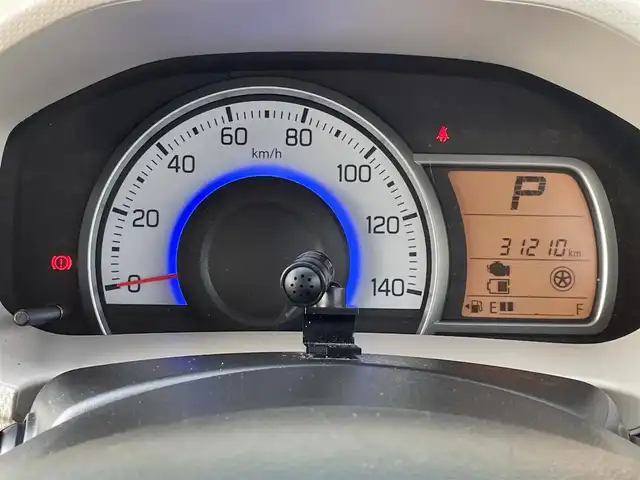 スズキ アルト S 宮崎県 2019(令1)年 3.2万km スペリアホワイト 社外ナビ/セーフティサポート/デュアルセンサーブレーキサポート/オートライト/衝突軽減ブレーキ/車線逸脱警報機能/ふらつき警報機能/先行車発進お知らせ機能/後退時ブレーキサポート/アイドリングストップ/ETC/ドライブレコーダー/シートヒーター（運転席）/フロアマット