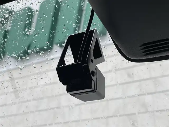 スズキ クロスビー HYBRID MZ 宮崎県 2019(令1)年 3.8万km ピュアホワイトパール/ブラック2トーンルーフ 社外ナビ「AVN-D9」/(AM.FM.Bluetooth.DVD.CD.SD)/フルセグTV/バックカメラ/コーナーセンサー/ETC/クルーズコントロール/シートヒーター/パドルシフト/横滑り防止機能/アイドリングストップ/衝突軽減ブレーキ/レーンキープアシスト/電格ミラー/パワーステアリング/パワーウィンドウ/スマートキー